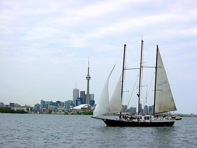 Challenge Cruising Toronto Harbour